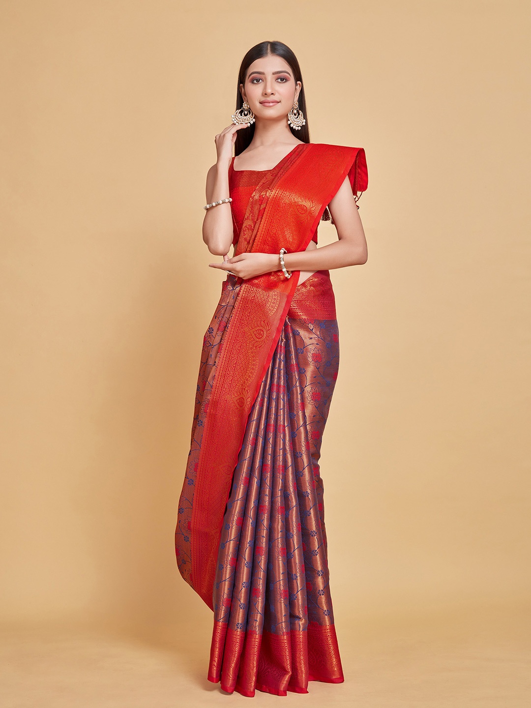 

MIMOSA Floral Woven Design Zari Kanjeevaram Saree, Navy blue