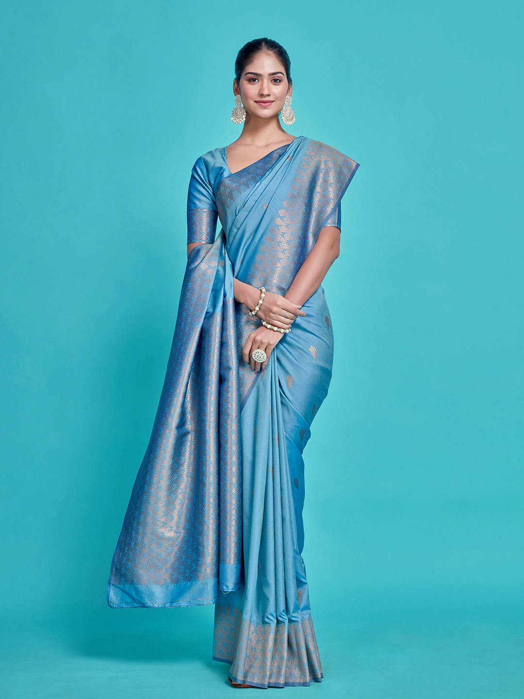 

MIMOSA Ethnic Motifs Woven Design Zari Kanjeevaram Saree, Blue