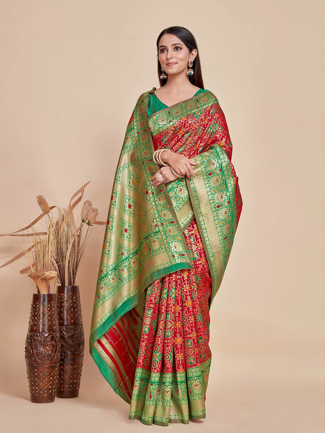 

MIMOSA Ethnic Motifs Woven Design Zari Patola Saree, Maroon