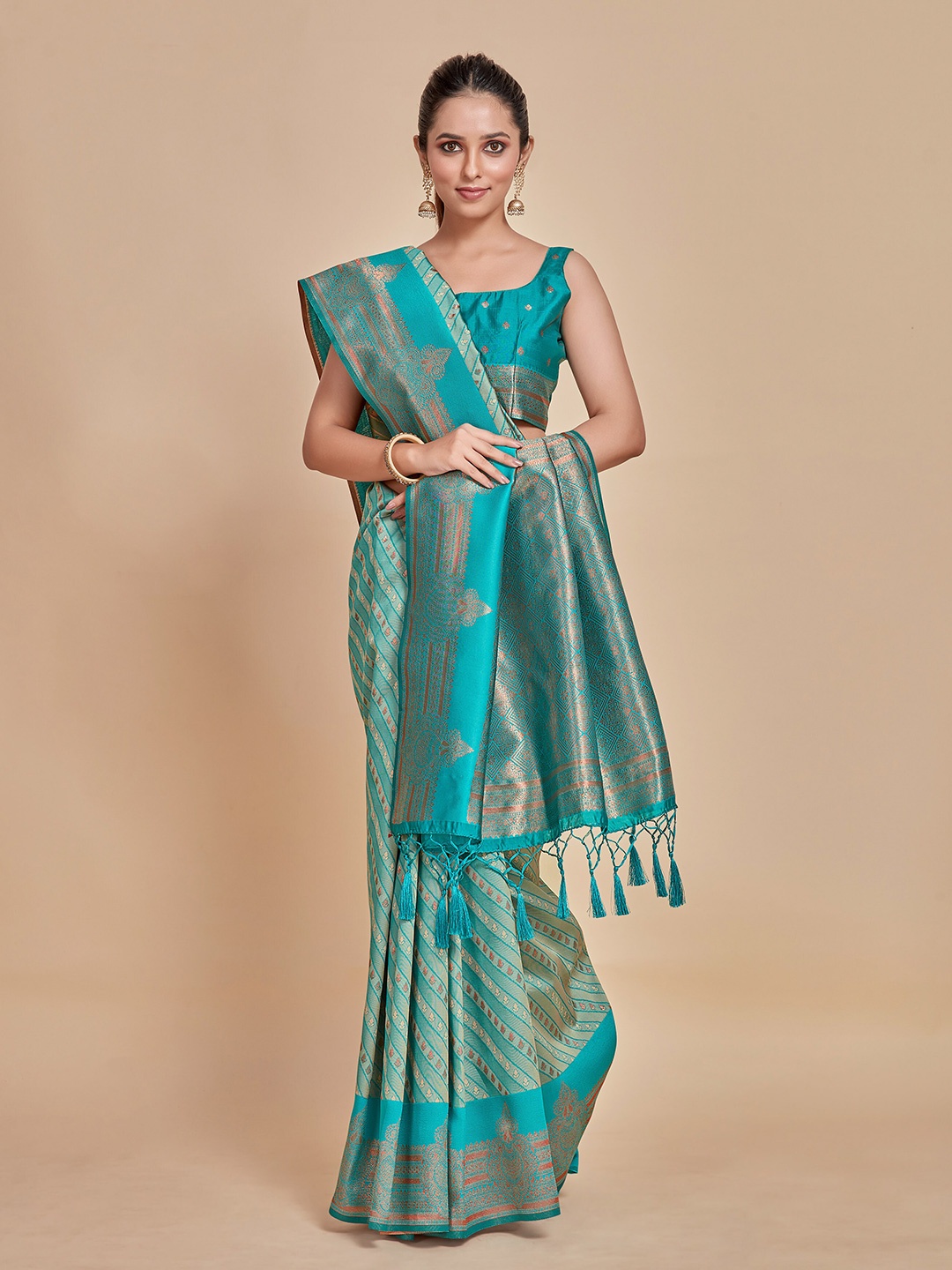 

MIMOSA Ethnic Motifs Woven Design Zari Art Silk Kanjeevaram Saree, Turquoise blue