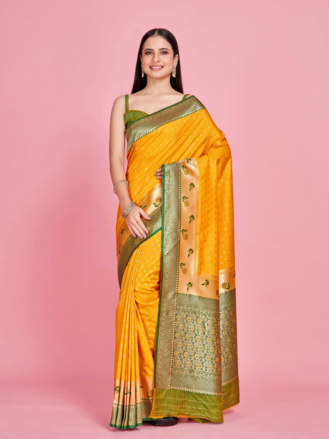 

MIMOSA Ethnic Motifs Woven Design Zari Paithani Saree, Gold