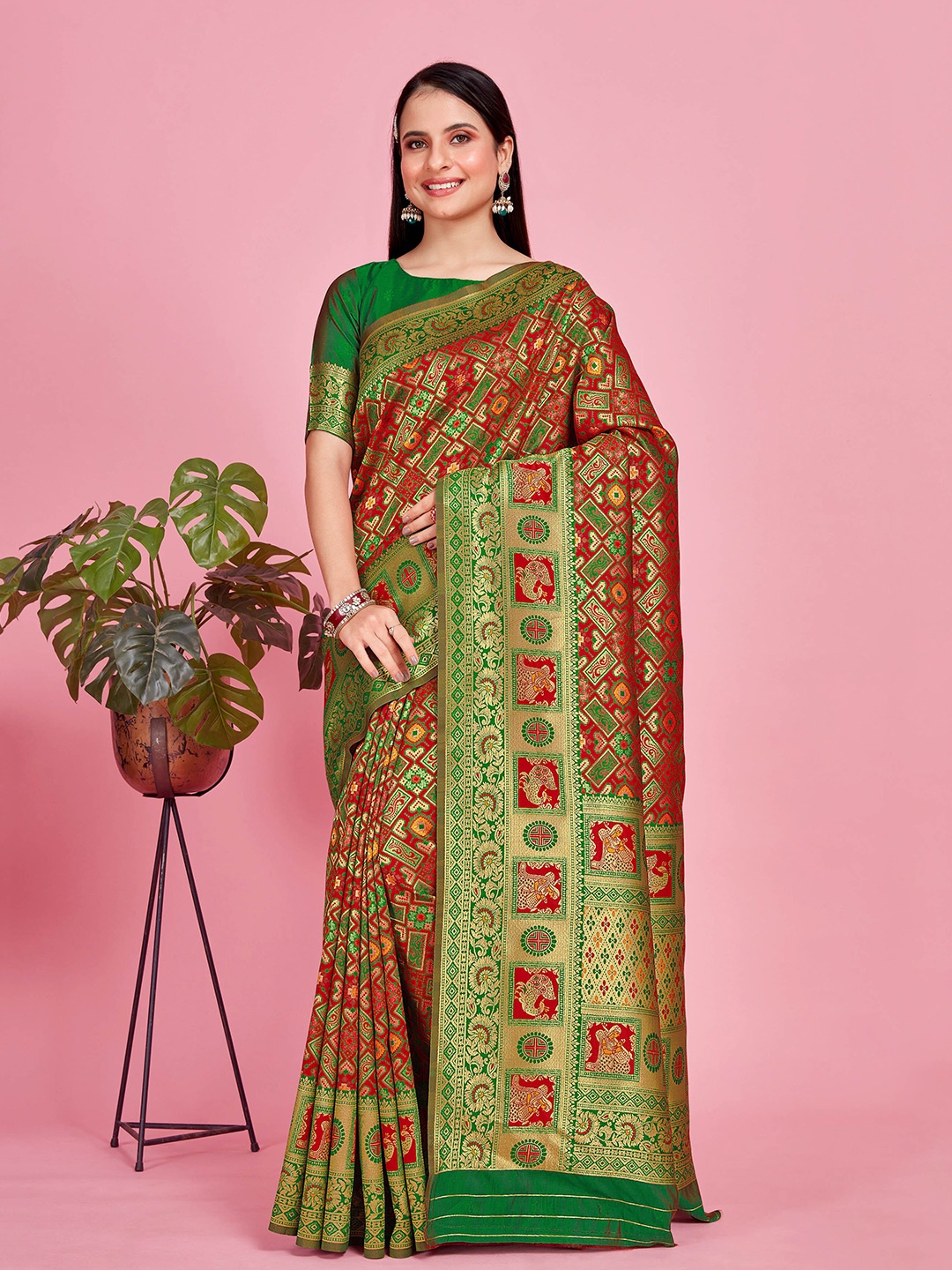 

MIMOSA Ethnic Motifs Woven Design Zari Art Silk Patola Saree, Maroon
