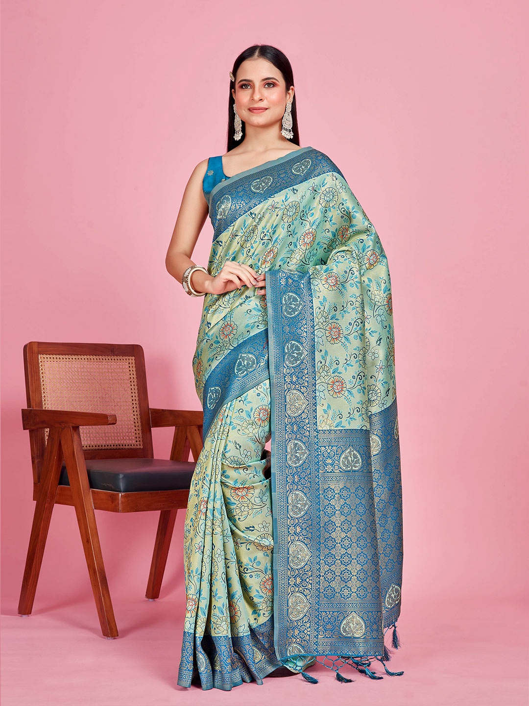

MIMOSA Ethnic Motifs Woven Design Zari Kanjeevaram Saree, Turquoise blue