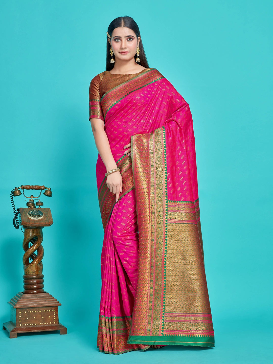 

MIMOSA Ethnic Motifs Woven Design Zari Kanjeevaram Saree, Pink