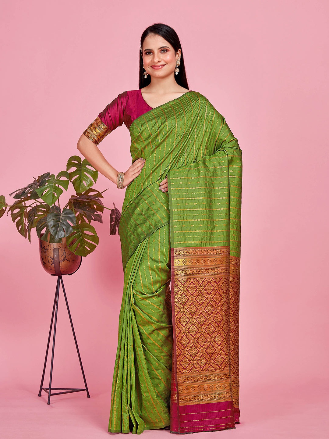 

MIMOSA Striped Zari Art Silk Kanjeevaram Saree, Olive