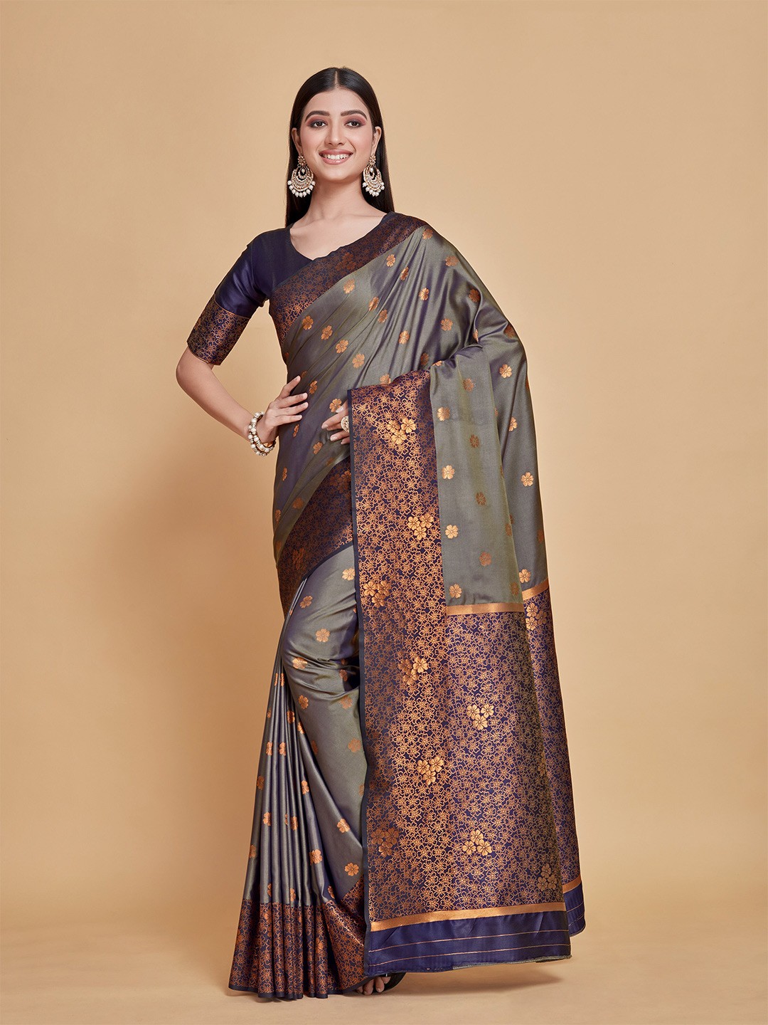 

MIMOSA Ethnic Motifs Woven Design Zari Kanjeevaram Saree, Navy blue