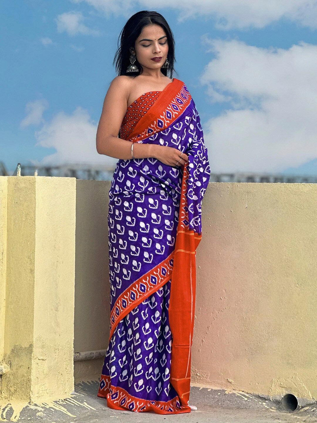 

KALINI Ethnic Motifs Printed Pure Cotton Ikat Saree, Purple