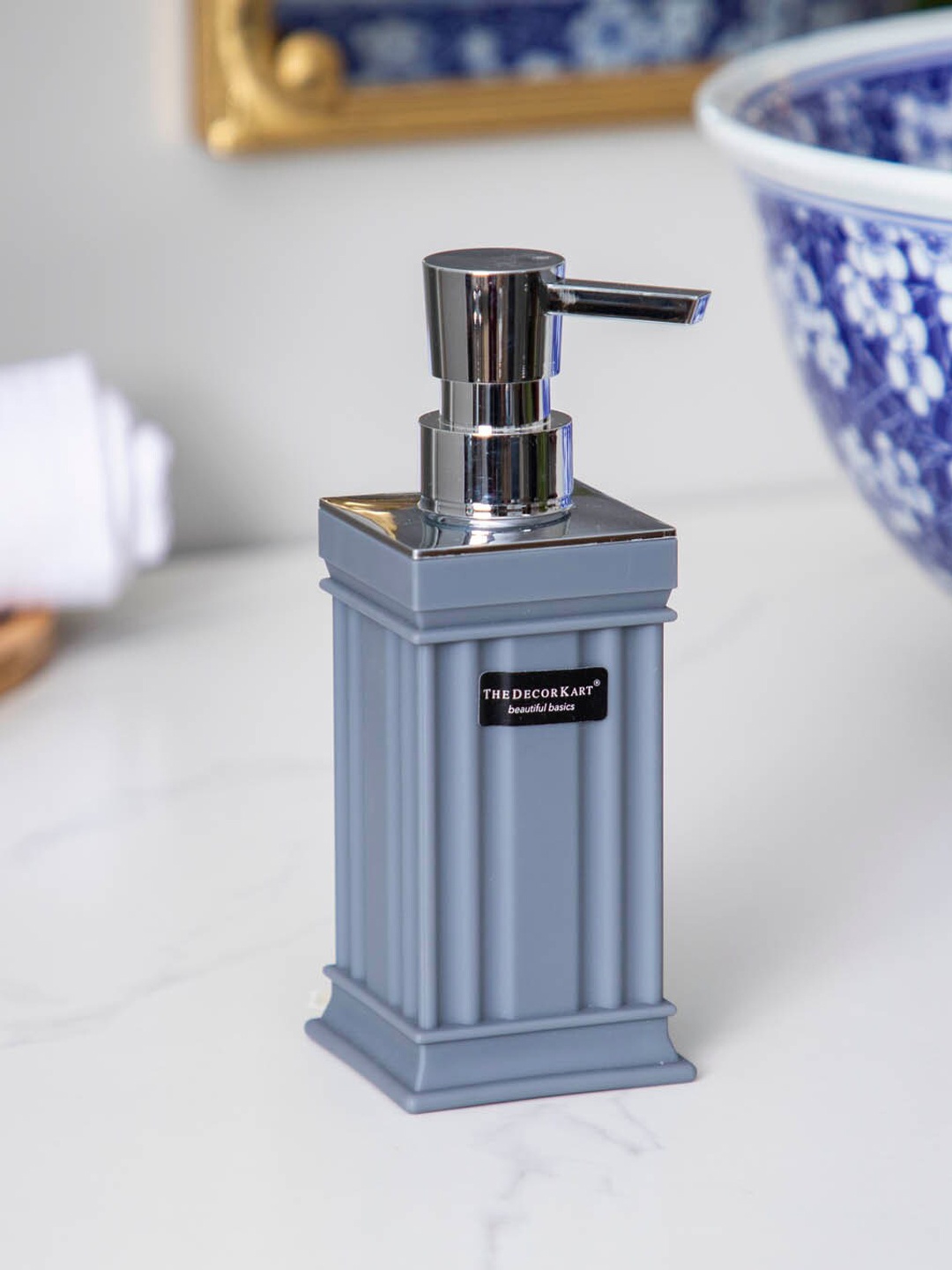 

THEDECORKART Blue Textured Soap Dispenser