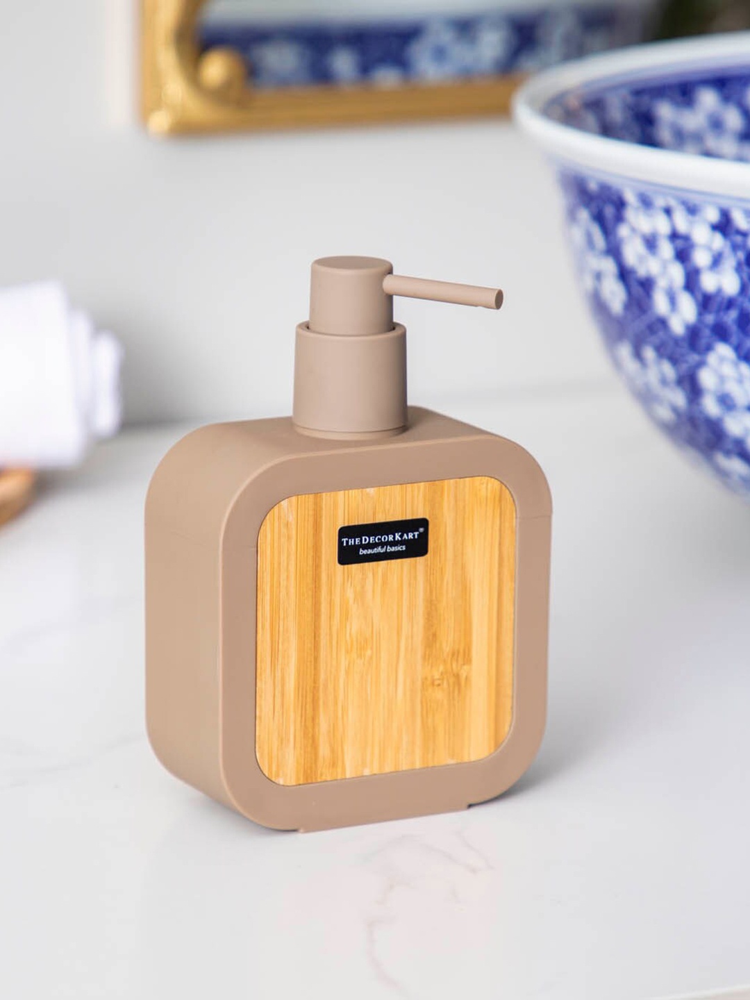 

THEDECORKART Beige Soap Dispenser