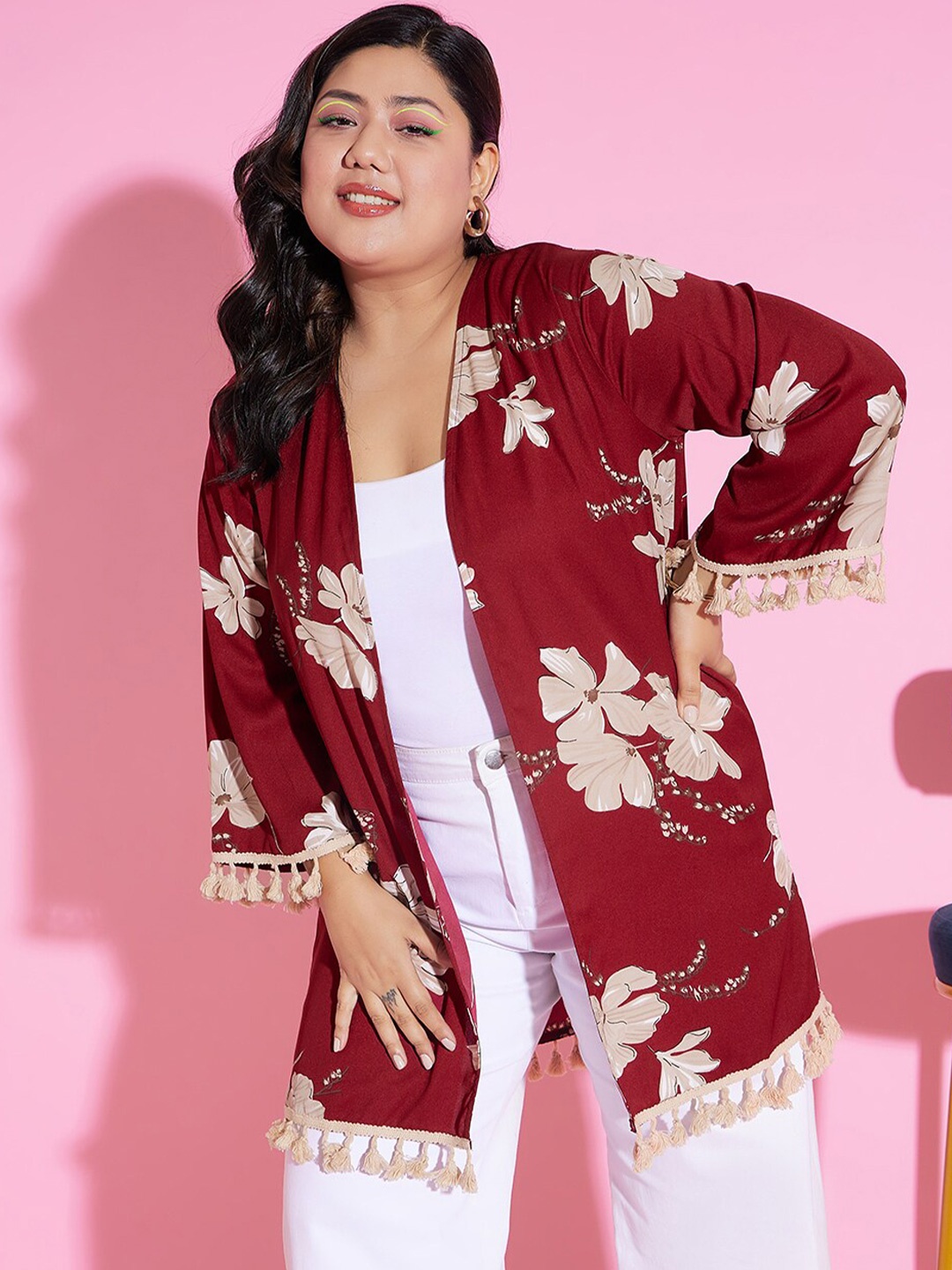 

Berrylush Curve Plus Size Printed Longline Open Front Shrug, Maroon