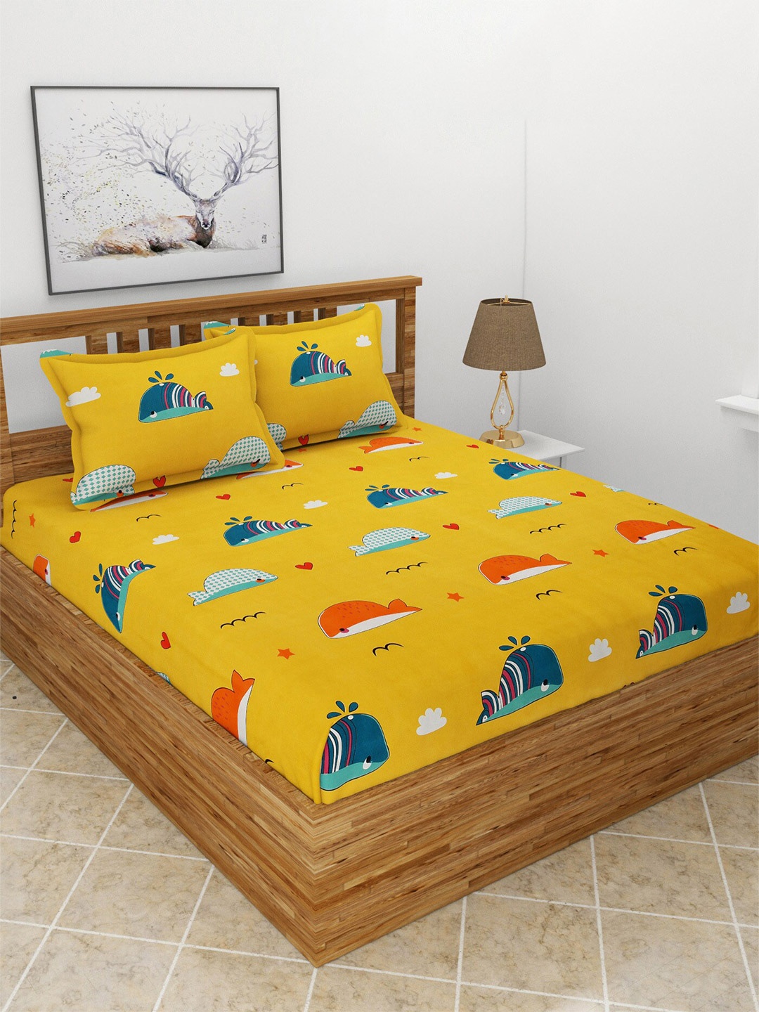 

BREVARD Yellow & Blue Cartoon Characters 210 TC Fitted Queen Bedsheet with 2 Pillow Covers
