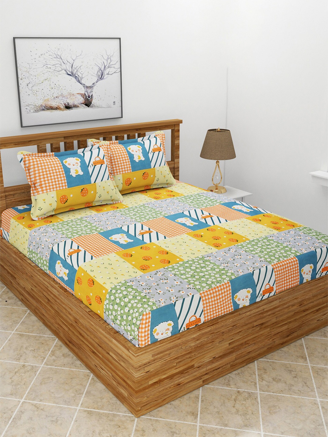 

BREVARD White & Yellow Graphic Printed 210 TC Fitted Queen Bedsheet & 2 Pillow Covers