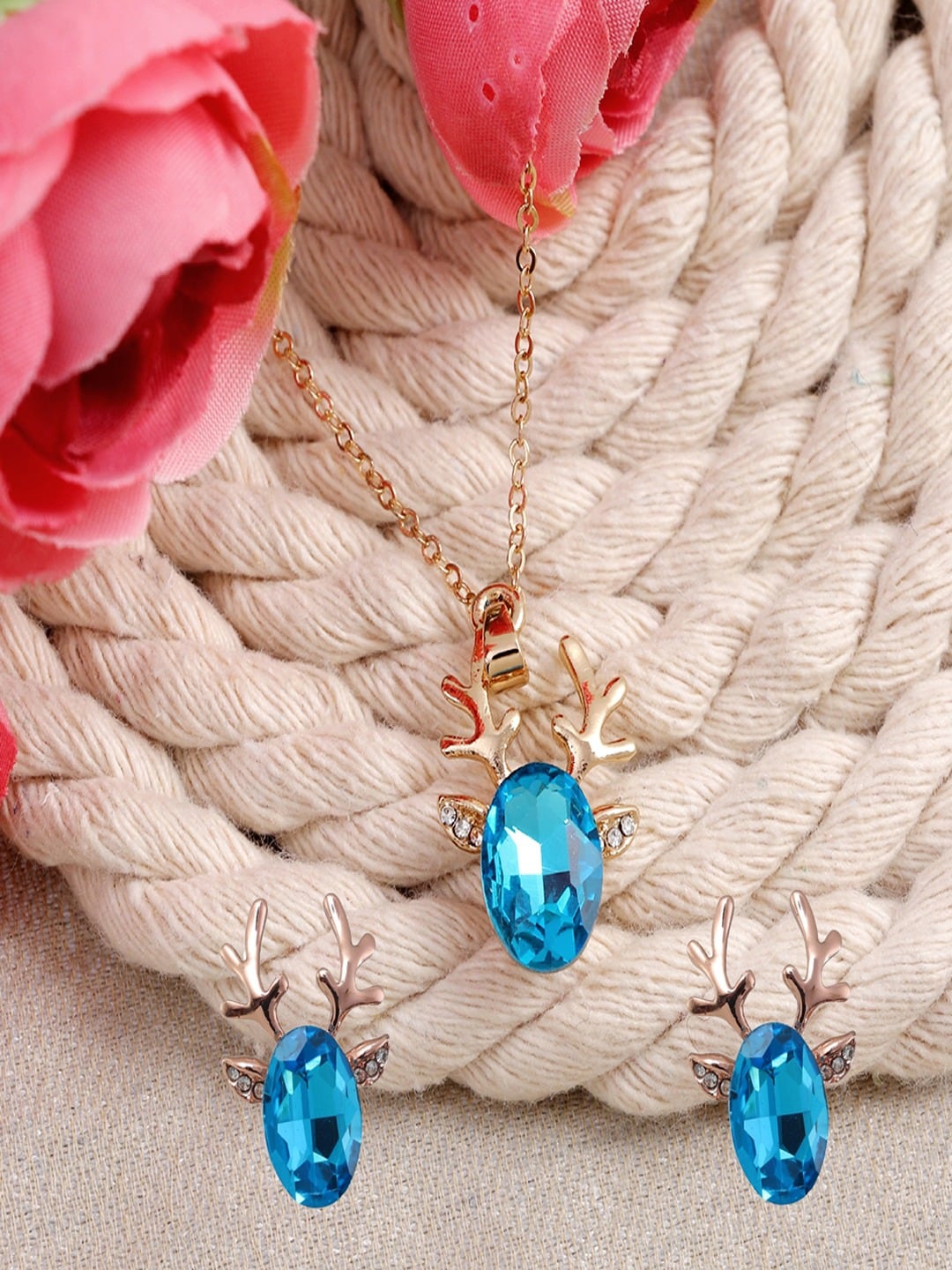 

UNIVERSITY TRENDZ Gold-Plated Crystal-Studded Jewellery Set