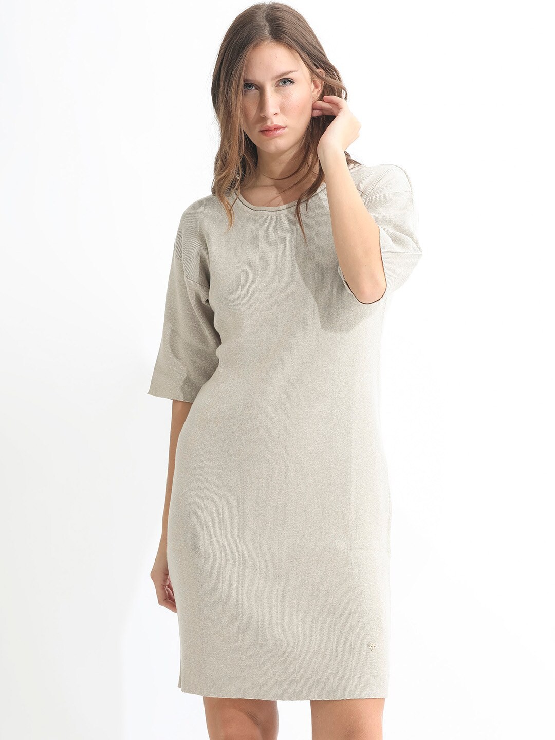 

RAREISM Round Neck Drop-Shoulder Sleeves Knitted Dress, Beige