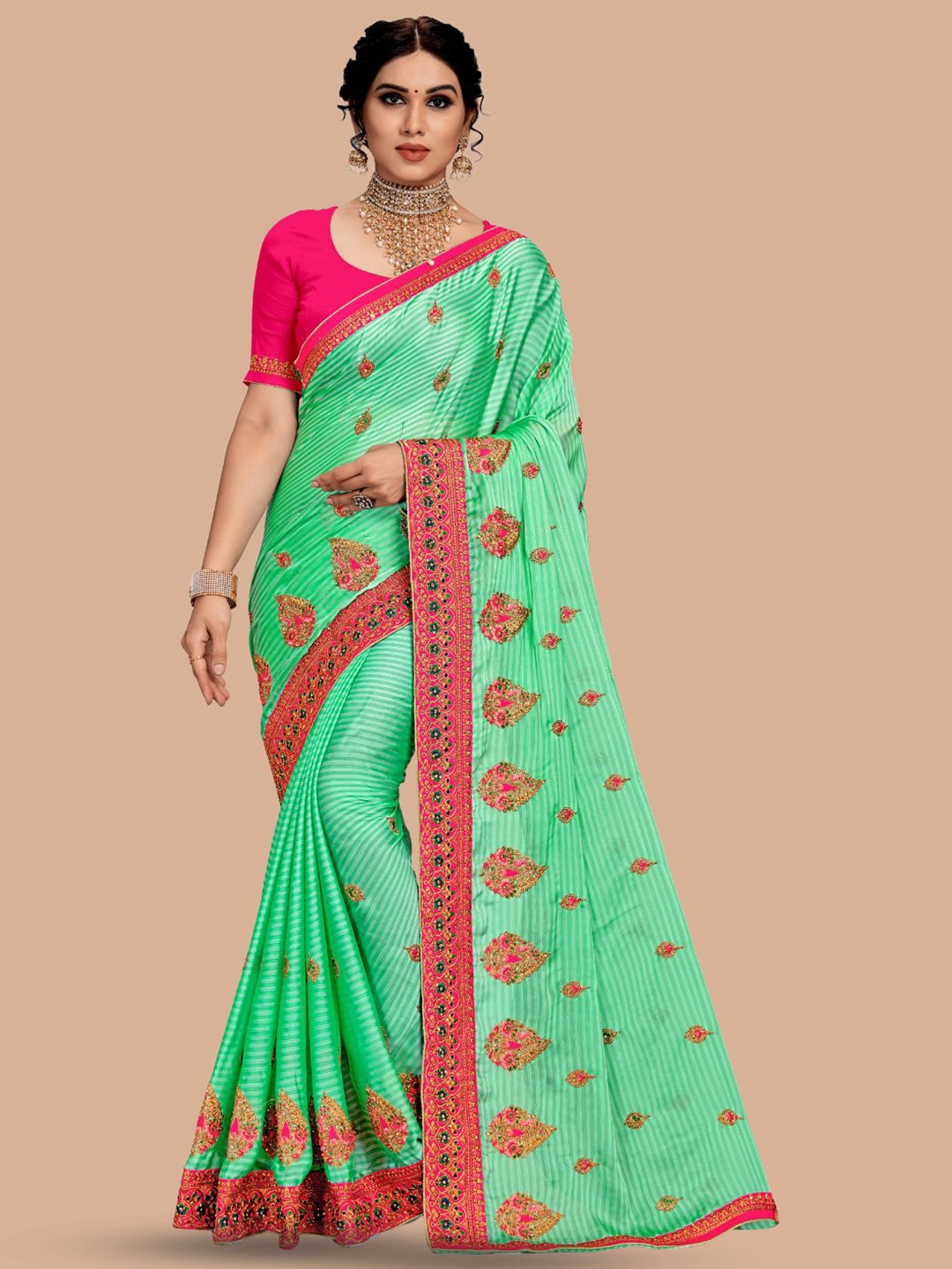 

MAGMINA Ethnic Motifs Embroidered Pure Chiffon Saree, Green