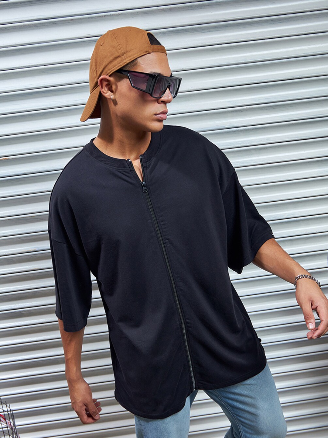 

Bewakoof Heavy Duty Plus Size 1.0 Oversized T-shirt, Black