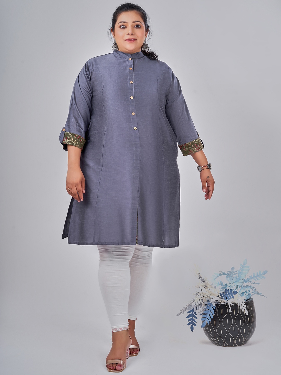 

NAYRA Plus Size Ethnic Motifs Printed Band Collar Cotton Straight Kurta, Grey