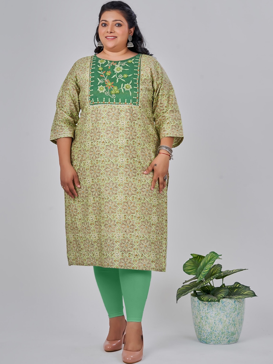 

NAYRA Plus Size Ethnic Motifs Printed Thread Work Straight Cotton Kurta, Green