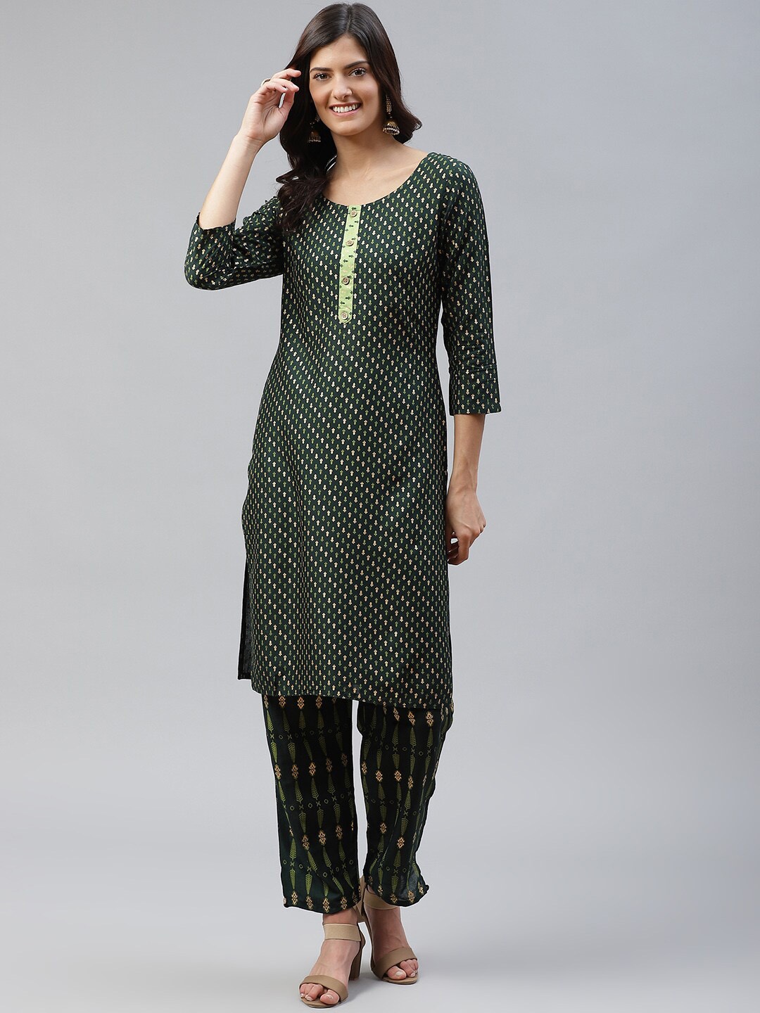 

JC4U Ethnic Motif Printed Regular Pure Cotton Straight Kurta with Trousers, Green