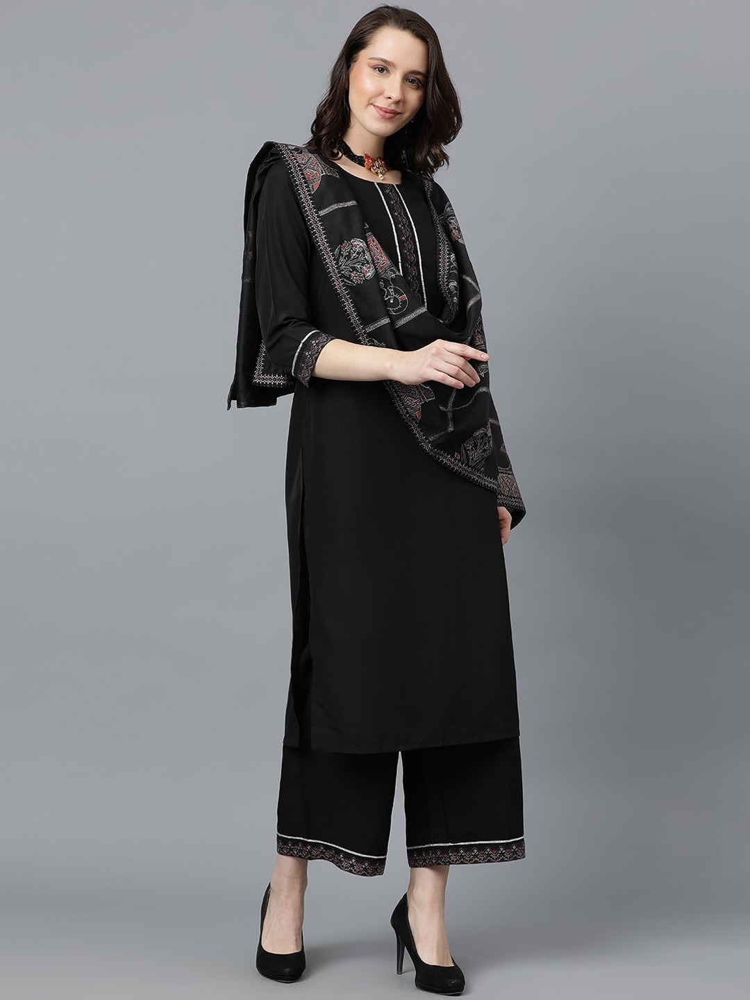 

ZIYAA Black Round Neck Straight Kurta & Palazzos With Dupatta