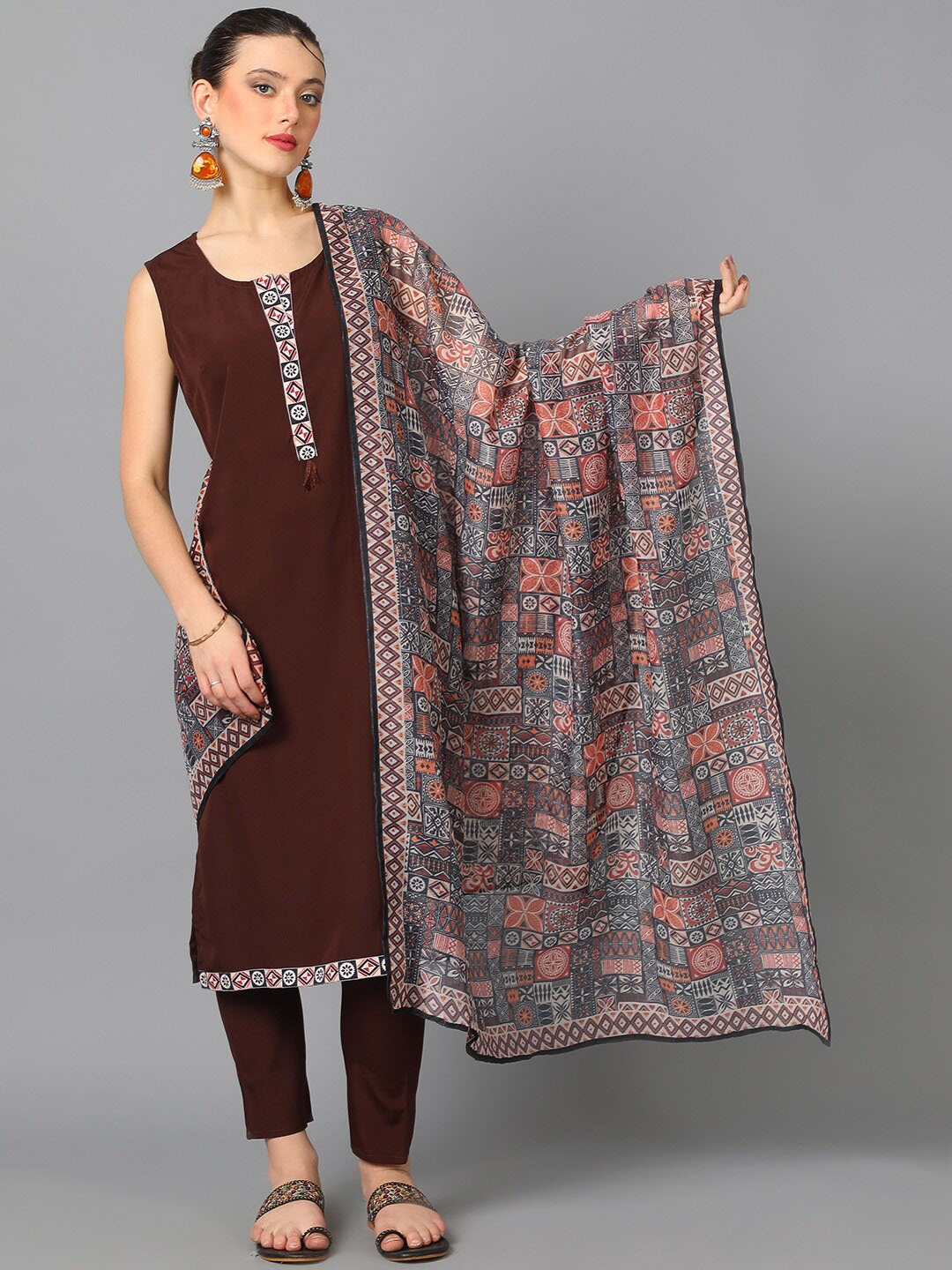 

ZIYAA Brown Round Neck Straight Kurta & Trousers With Dupatta