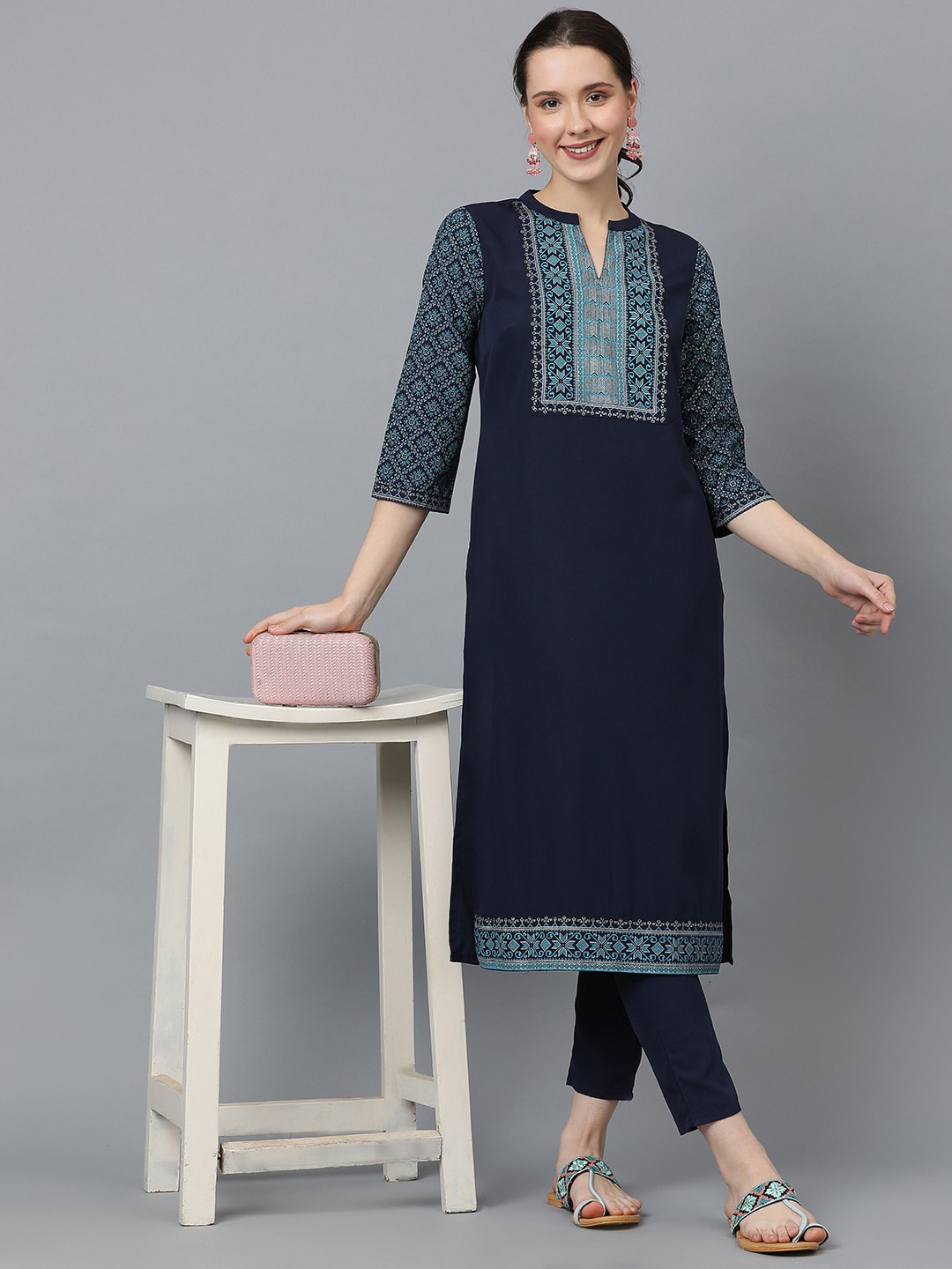 

ZIYAA Navy Blue Ethnic Motifs Printed Yoke Mandarin Collar Straight Kurta & Trousers