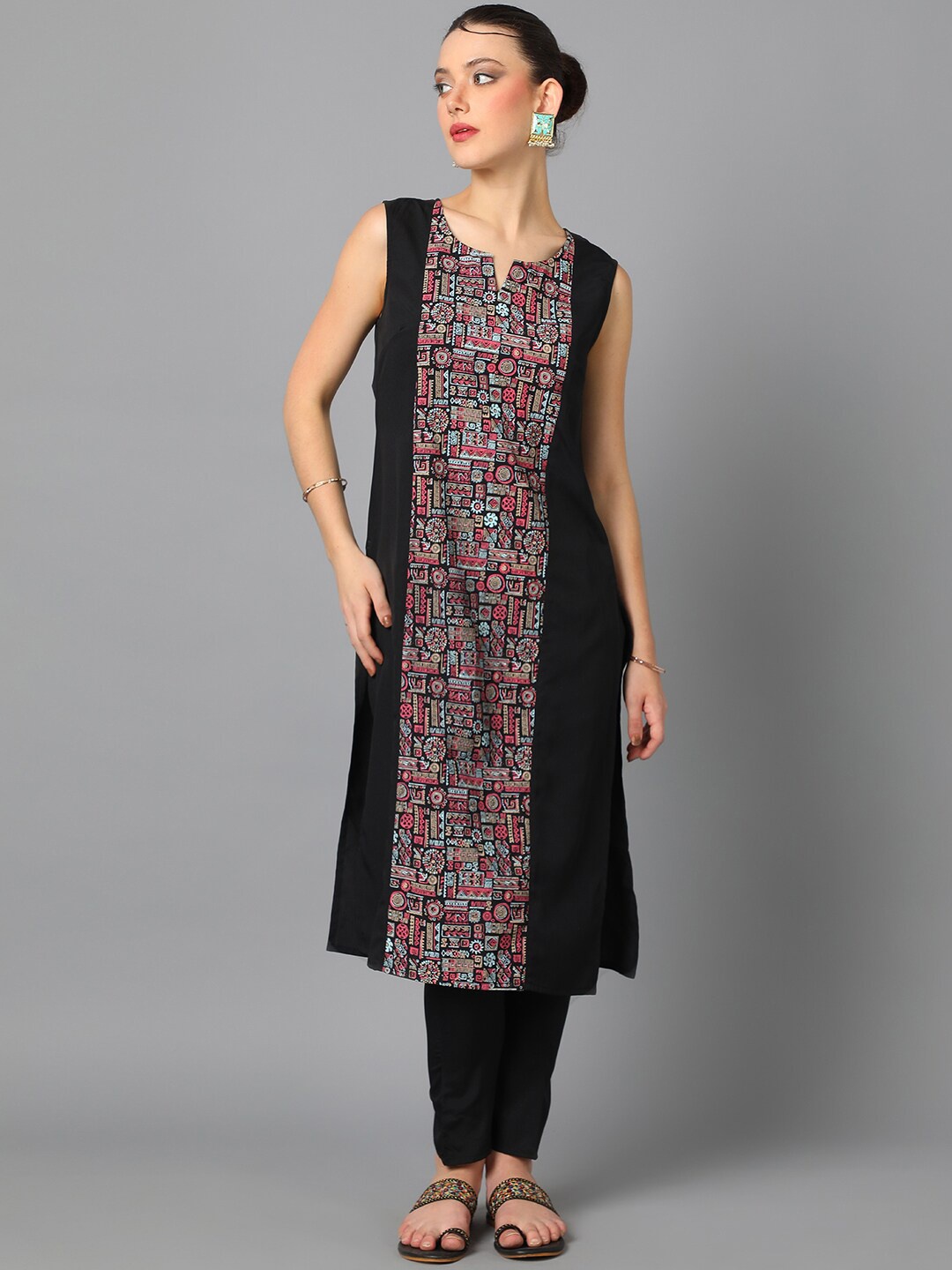 

ZIYAA Coral Ethnic Motifs Printed Mandarin Collar Regular Straight Kurta with Trousers, Black