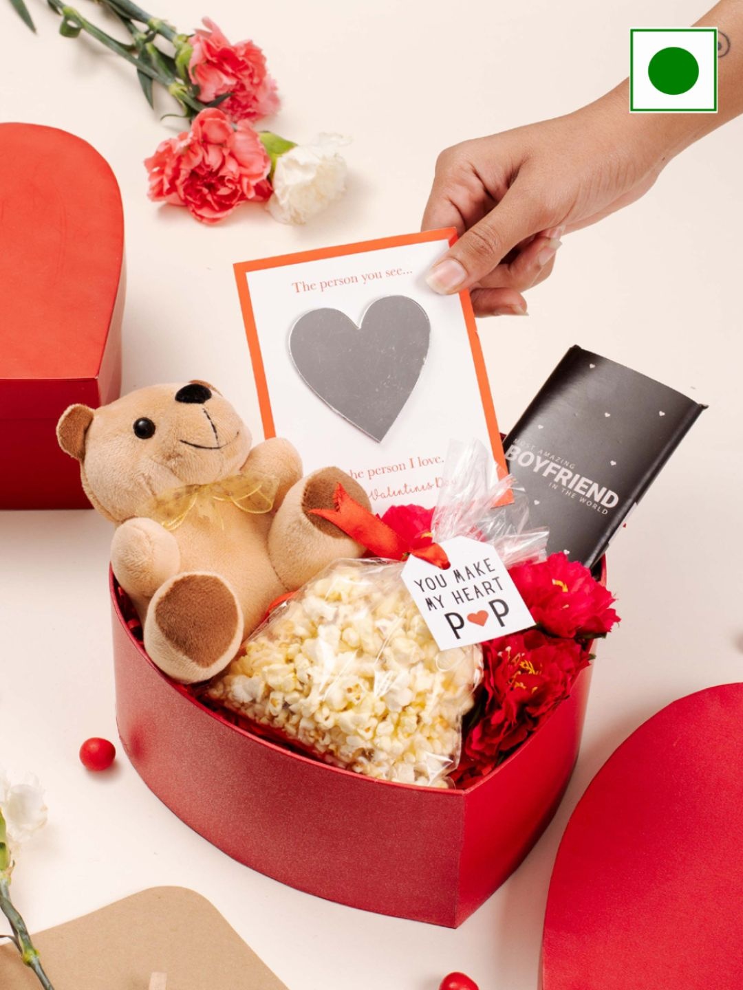 

Confetti Gifts Pack of 4 Assorted Gift Hamper, White