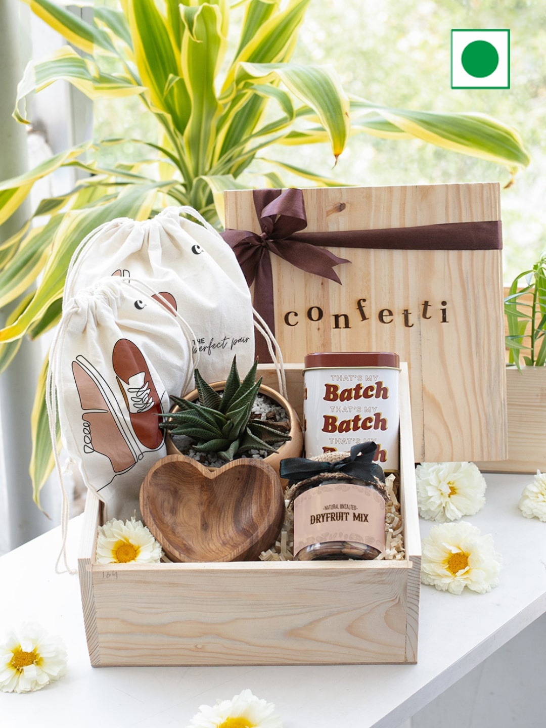 

Confetti Gifts Pack Of 5 Assorted Gift Hamper, Brown