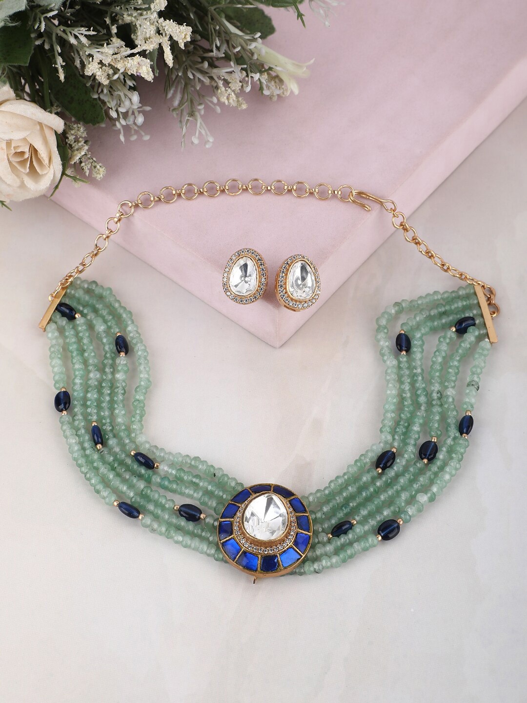 

AURAA TRENDS 22KT Gold Plated Kundan Studded Choker Necklace With Earrings