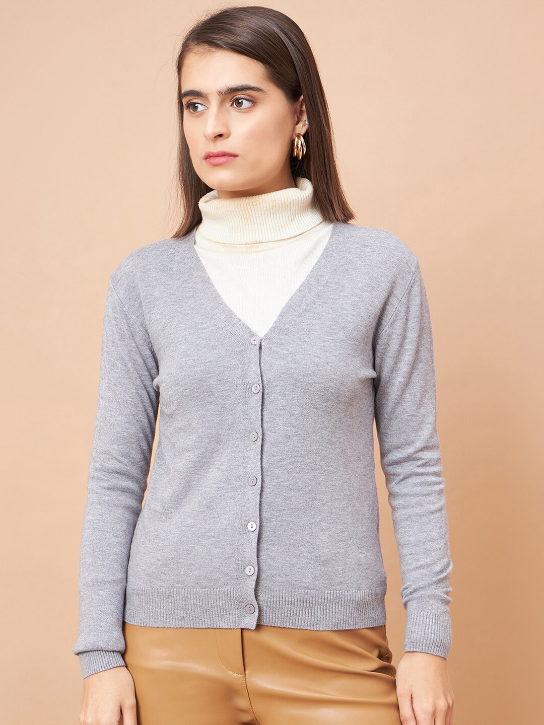 

Gipsy V-Neck Acrylic Cardigan, Grey
