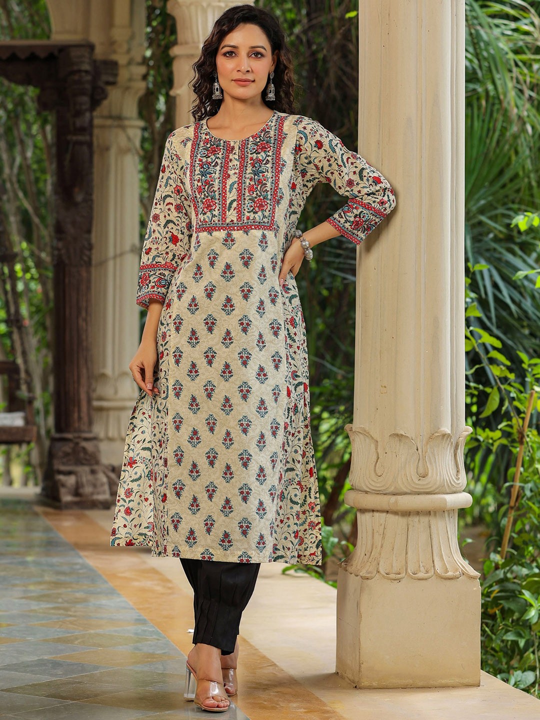

Rain & Rainbow Ethnic Motifs Printed Sequinned Pure Cotton A-Line Kurta, Cream
