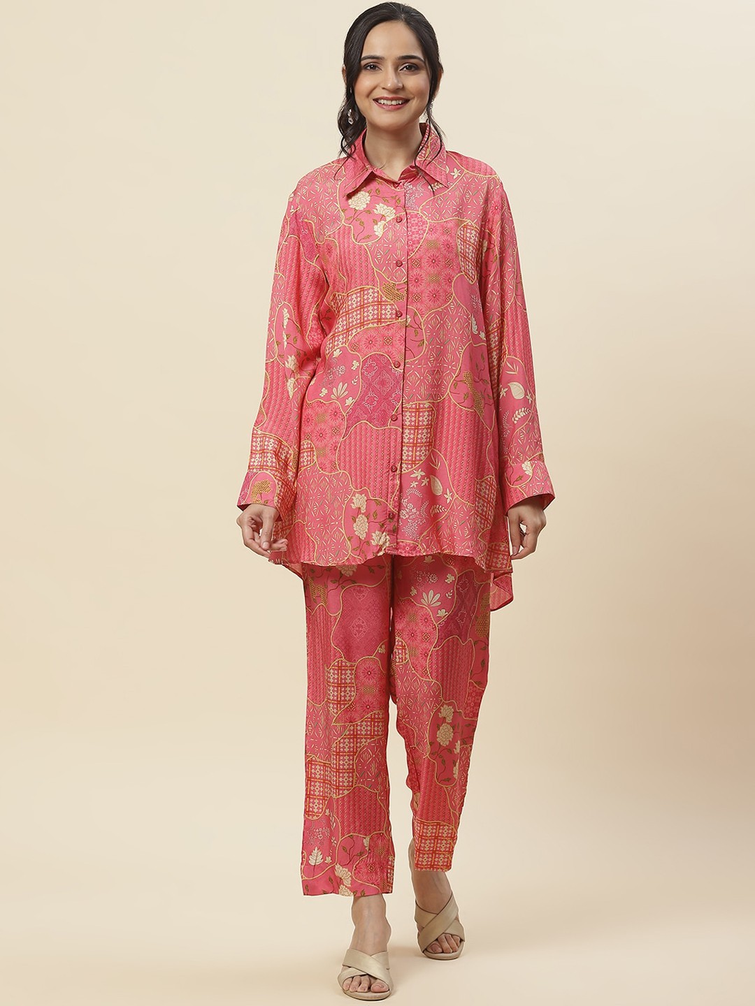 

Meena Bazaar Ethnic Motifs Printed Regular Kurti with Trousers, Pink