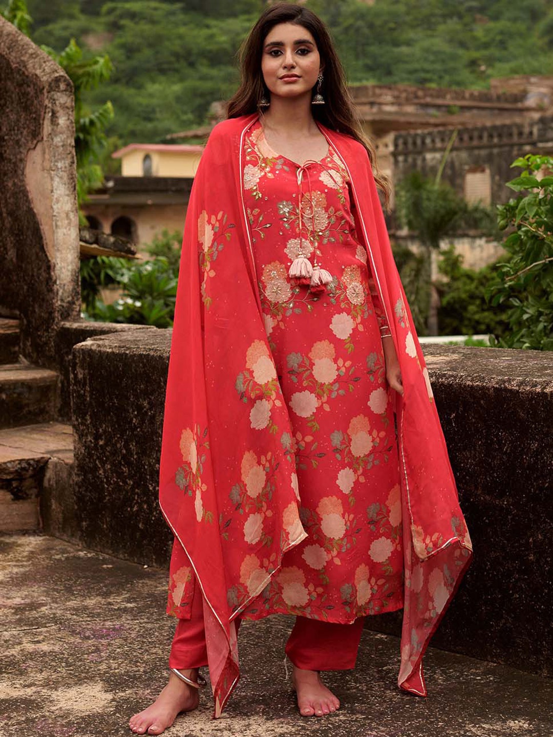 

Meena Bazaar Floral Printed Sequinned Kurta with Trousers & Dupatta, Red