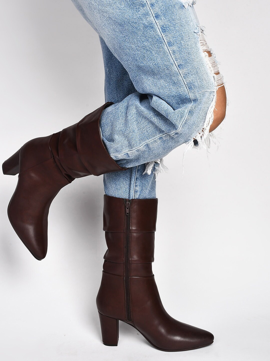 

SHUZ TOUCH Women Scrunch Heeled High-Top Slouchy Boots, Brown