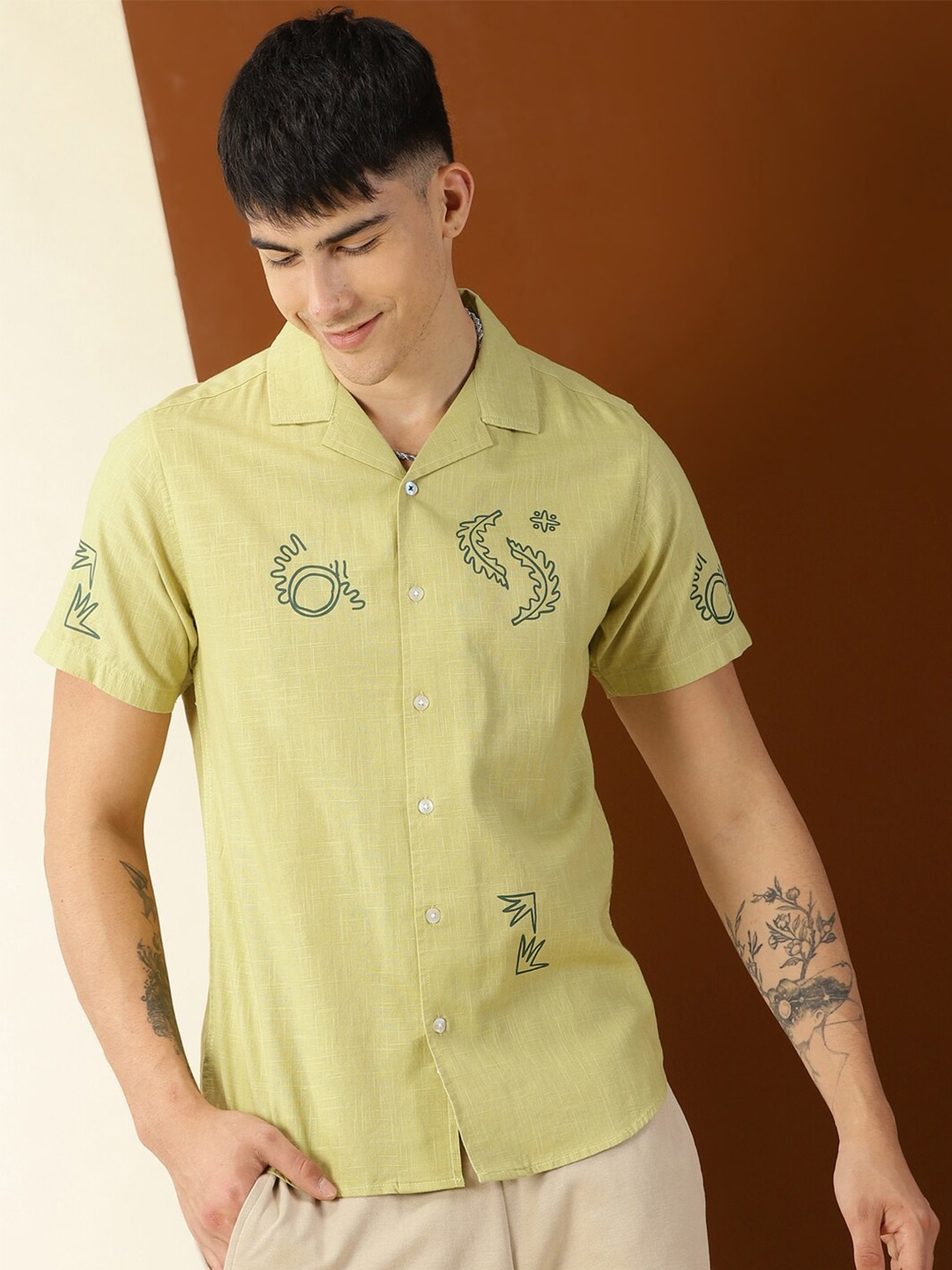 

Thomas Scott Premium Fit Abstract Printed Pure Cotton Casual Shirt, Olive