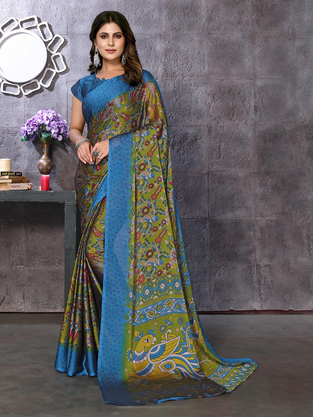 

Yashika Ethnic Motifs Printed Saree, Green