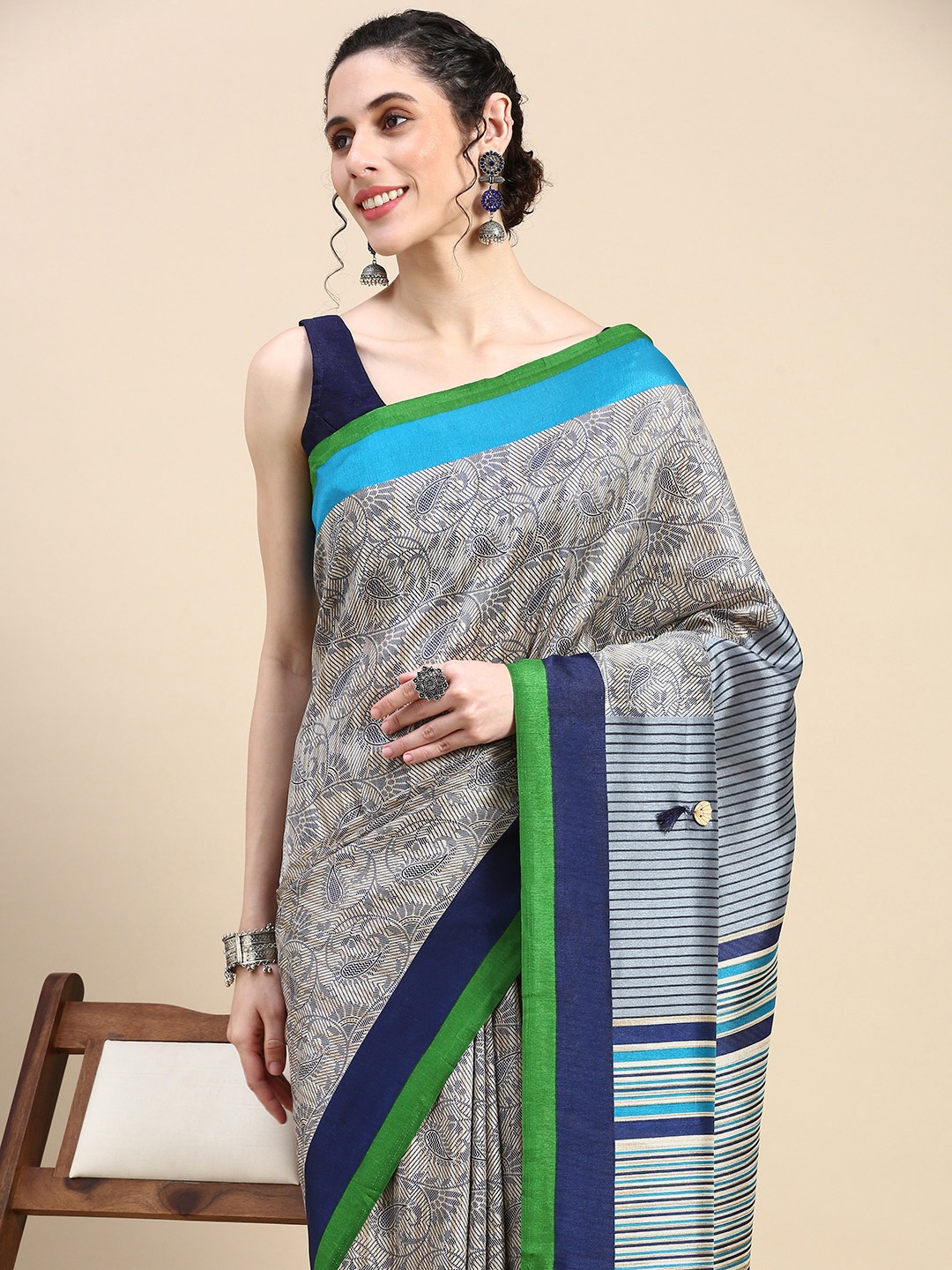 

HERE&NOW Ethnic Motifs Printed Pure Cotton Saree, Silver