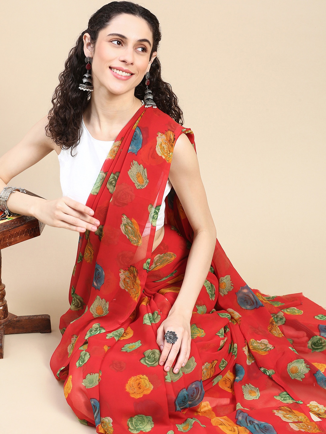 

HERE&NOW Floral Printed Pure Georgette Saree, Red