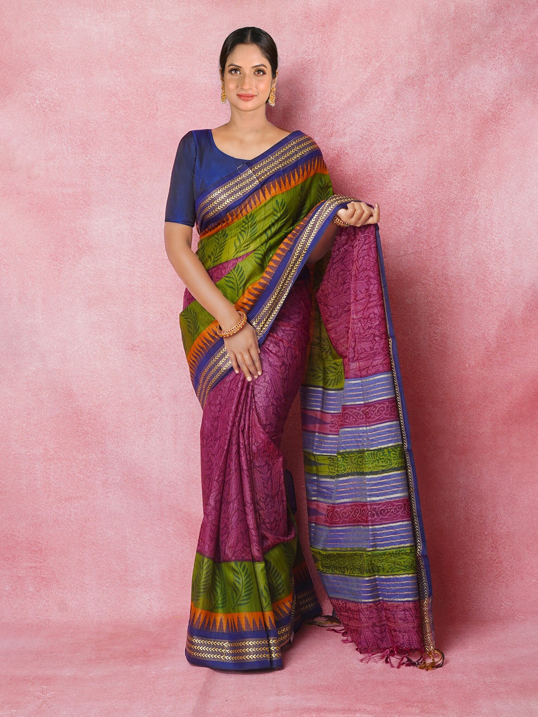 

Unnati Silks Ethnic Motifs Printed Pure Silk Handloom Tussar Saree, Burgundy
