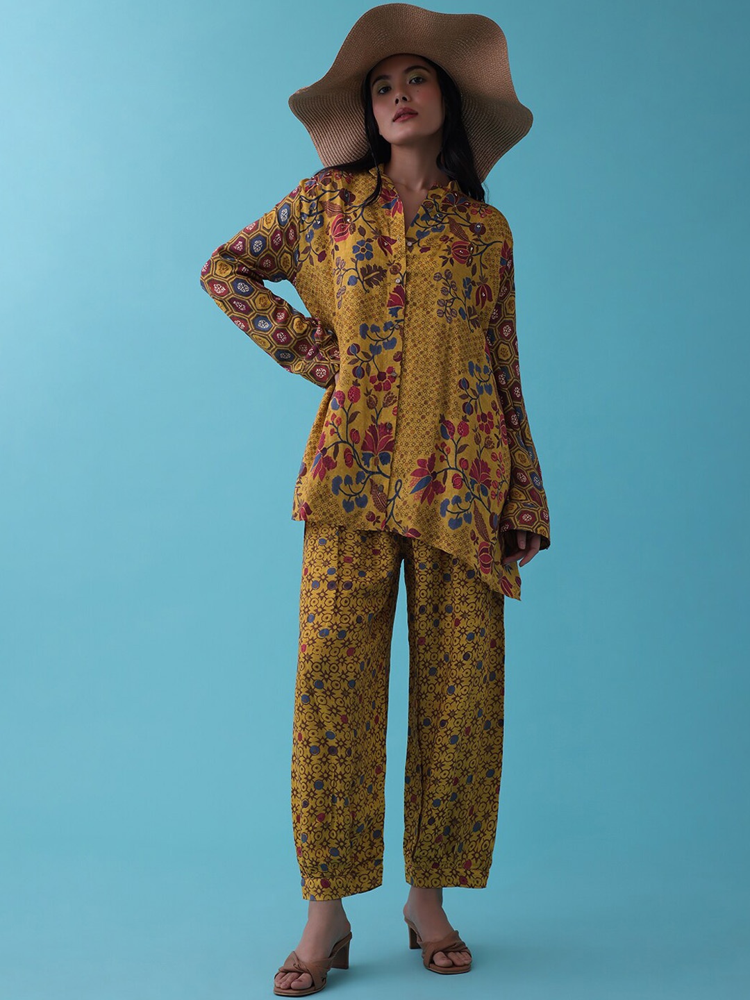 

KALKI Fashion Floral Printed Shirt Collar Tunic & Palazzo, Yellow