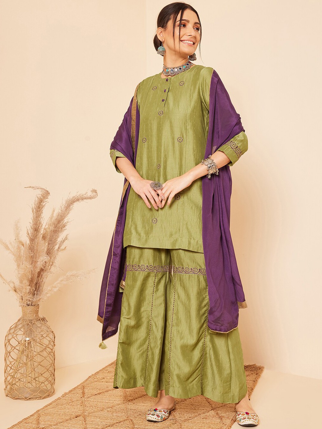

STADO Floral Embroidered Regular Pure Cotton Kurti With Sharara & Dupatta, Olive