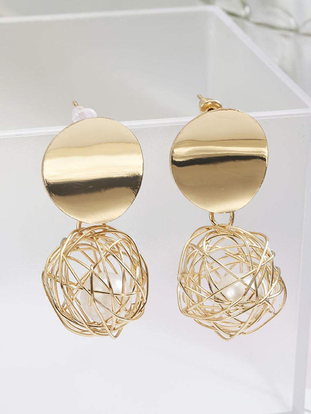 

FIMBUL Gold-Plated Copper and Pearl Drop Earrings