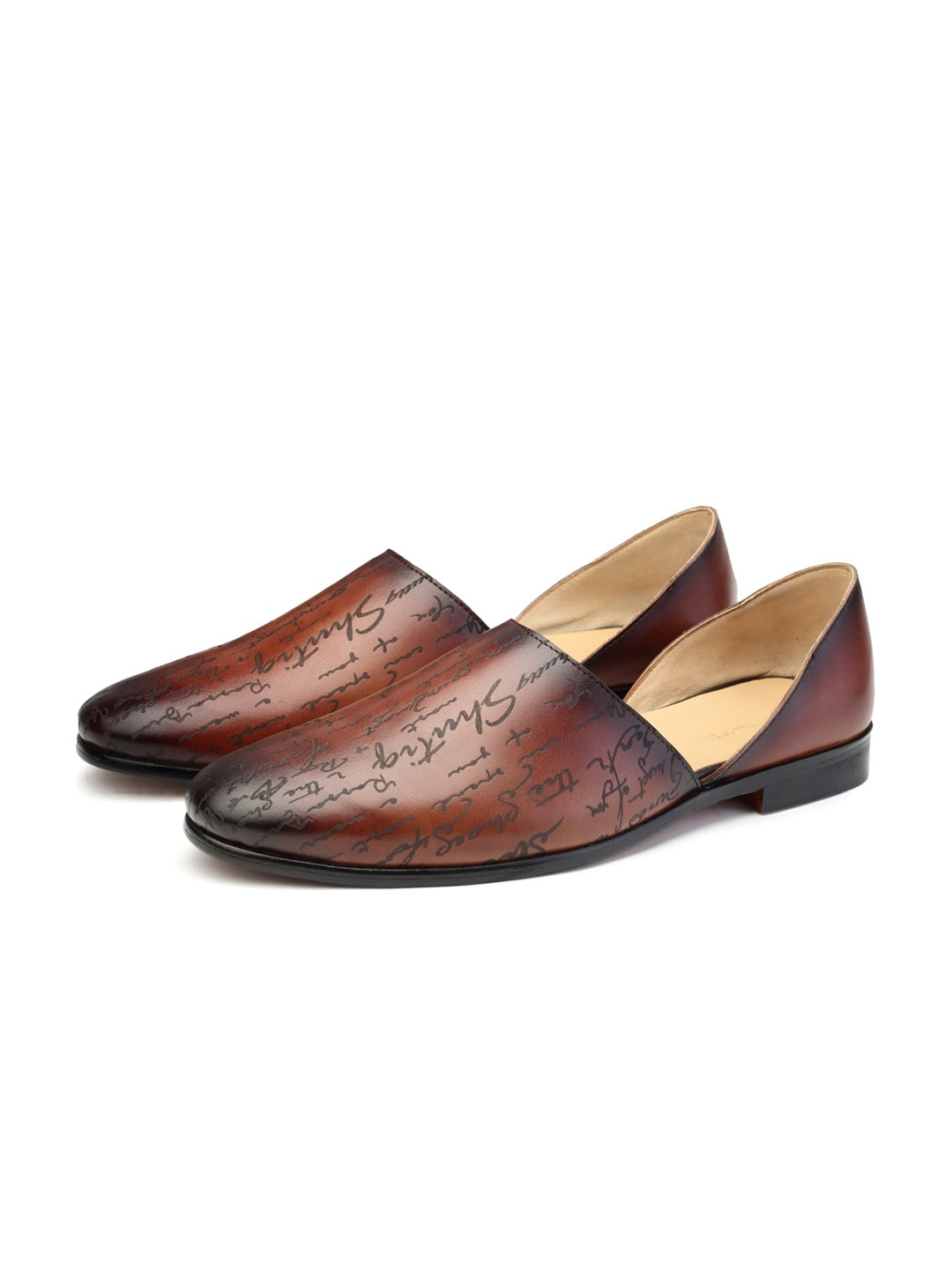 

SHUTIQ Men Atrio Sheraz Printed Leather Mojaris, Brown