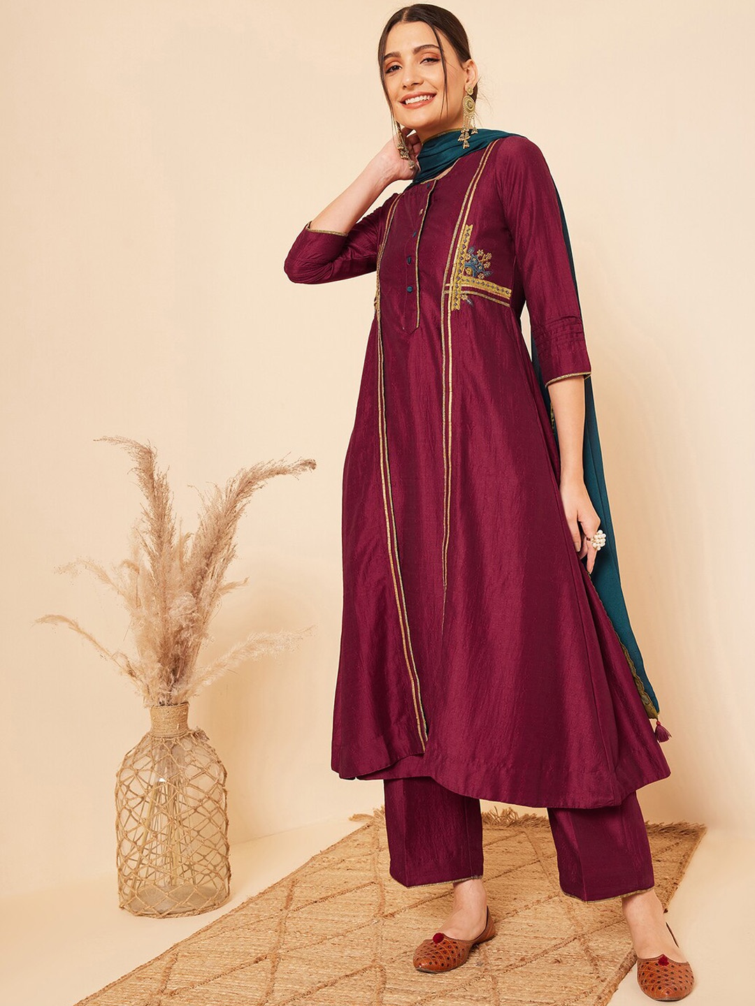 

STADO Floral Embroidered Pure Cotton Kurta with Palazzos & With Dupatta, Maroon