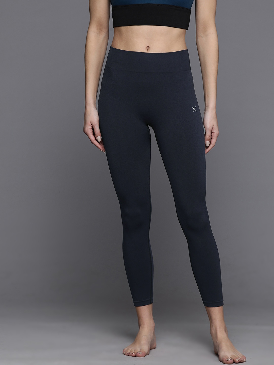 

HRX By Hrithik Roshan Running Rapid-Dry Three-Fourth Length Seamless Tights, Grey