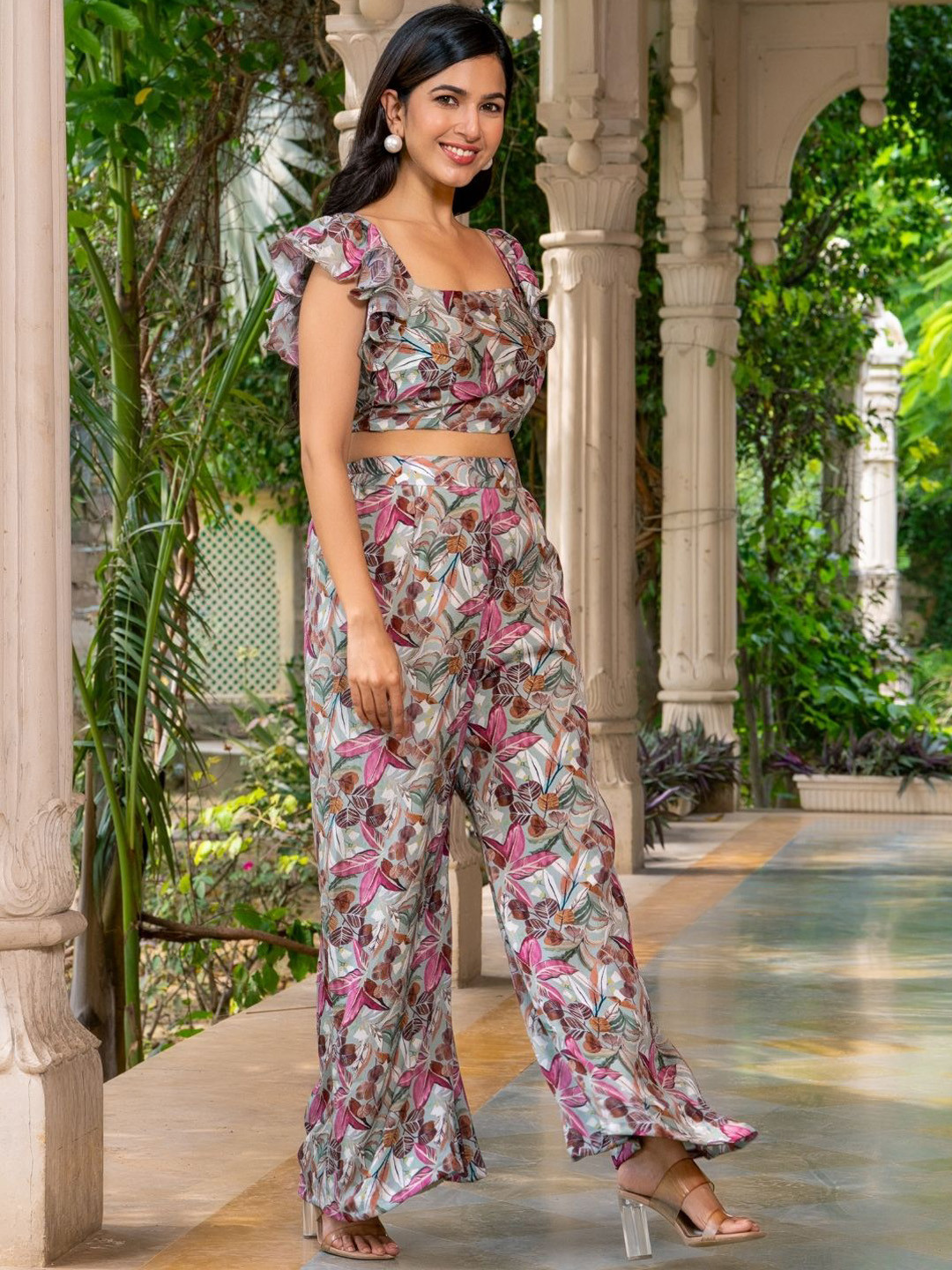 

HOUSE OF JAMOTI Printed Crop Top With Trousers Co-Ords, Pink