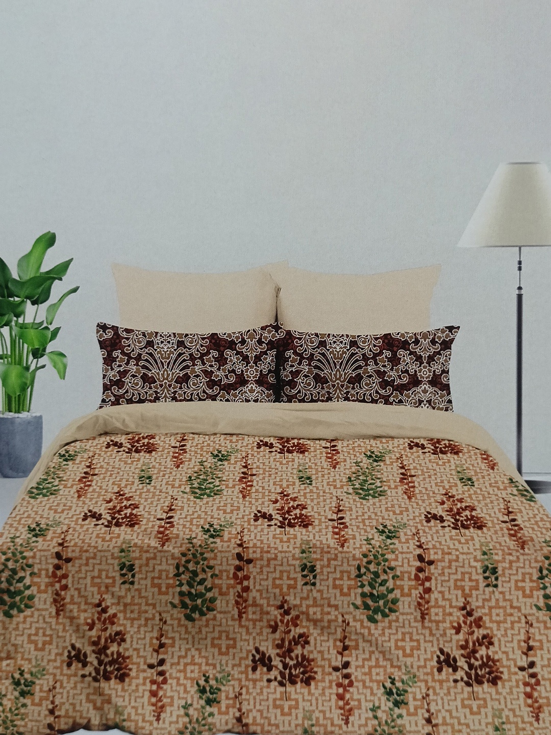 

Signature Peach-Coloured & Green Floral 160 TC Queen Bedsheet with 2 Pillow Covers