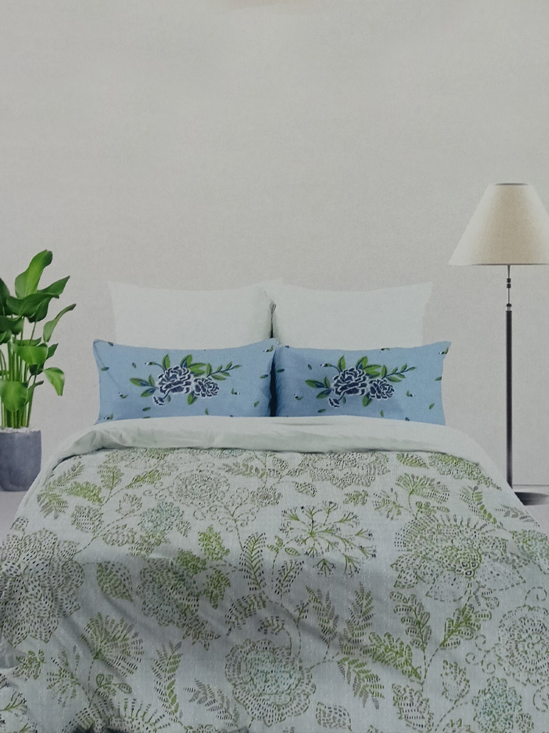 

Signature Beige & Green Floral Cotton 160 TC Queen Bedsheet With 2 Pillow Covers