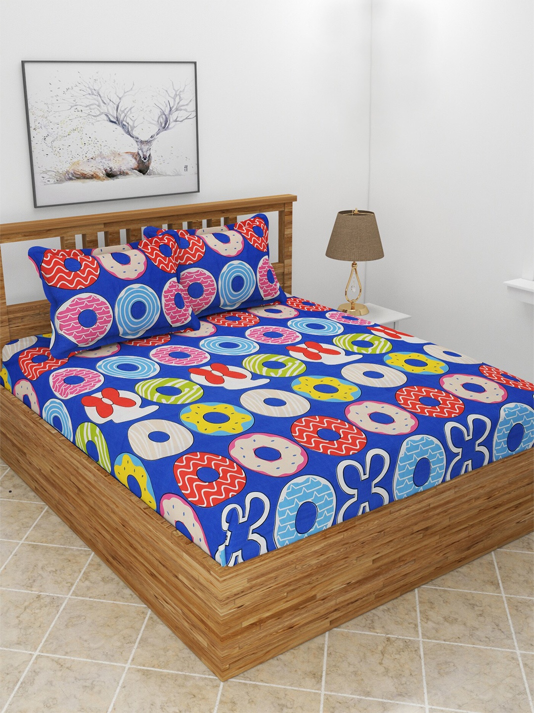 

BREVARD Blue & Red Geometric 210 TC Queen Fitted Bedsheet with 2 Pillow Covers